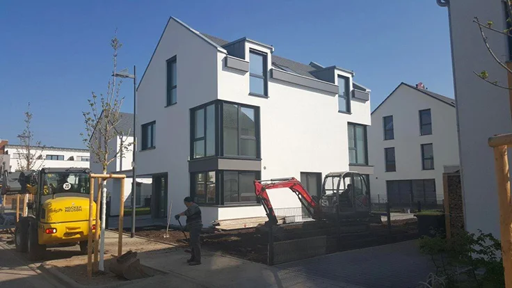 Neubau eines Einfamilienhauses mit Garage in Frankfurt am Main